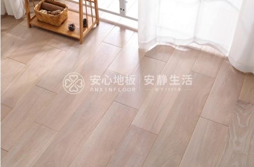 木地板出现缝隙的解决方法与注意事项